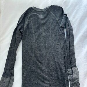 Lululemon Swiftly Long Sleeve Green/Gray Size 2